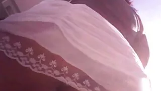 Sieva ievietota vīrs dildo Pakaļā, lai pasliktināt sajūtas erotiskie video