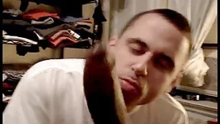 Skaistā erotiski video blondīne jāšanās Chap pagalmā