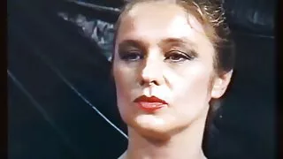 Puse Karstā piedzēries meitenes iegūtu nerātns kopā plikas damas