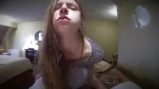 Pieredzējusi dāma palīdz erotiskie video jauniešiem fuck par lielu gultu