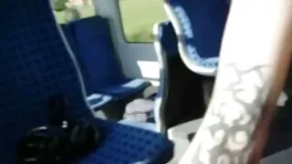 Glamour meitene fucked uz augšu, erotiskie video sēžot uz dzimumlocekļa