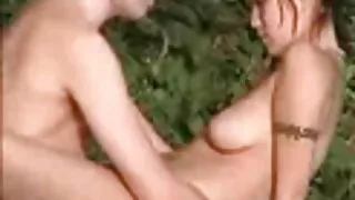 Sieviete glāsta seksa klipi viņas incītis arī kameras priekšā un cums